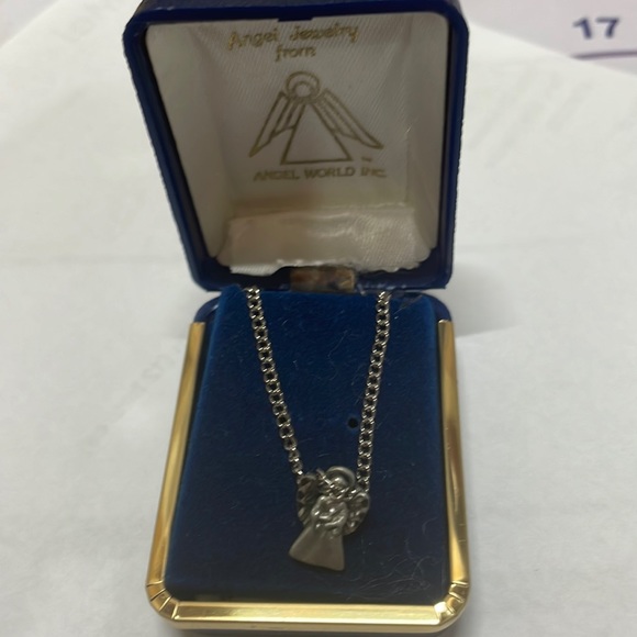 Pewter angel chain and pendant - Picture 1 of 2